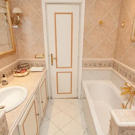 San Pietro Deluxe דירה